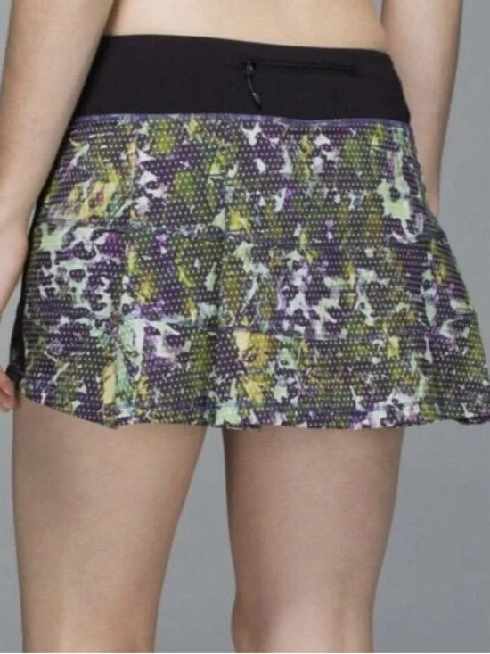 💜💚Cute Lululemon Floral Pleated Skirt/ Skort - Picture 9 of 9